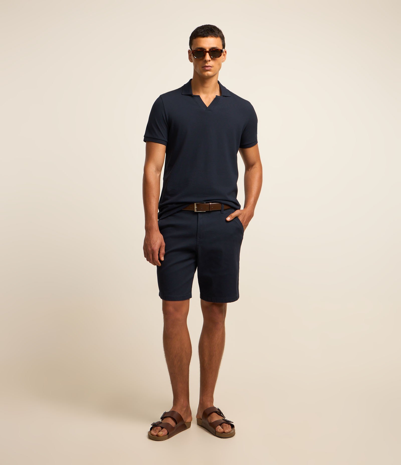 Bermuda Slim em Sarja com Elastano Azul Marinho 1