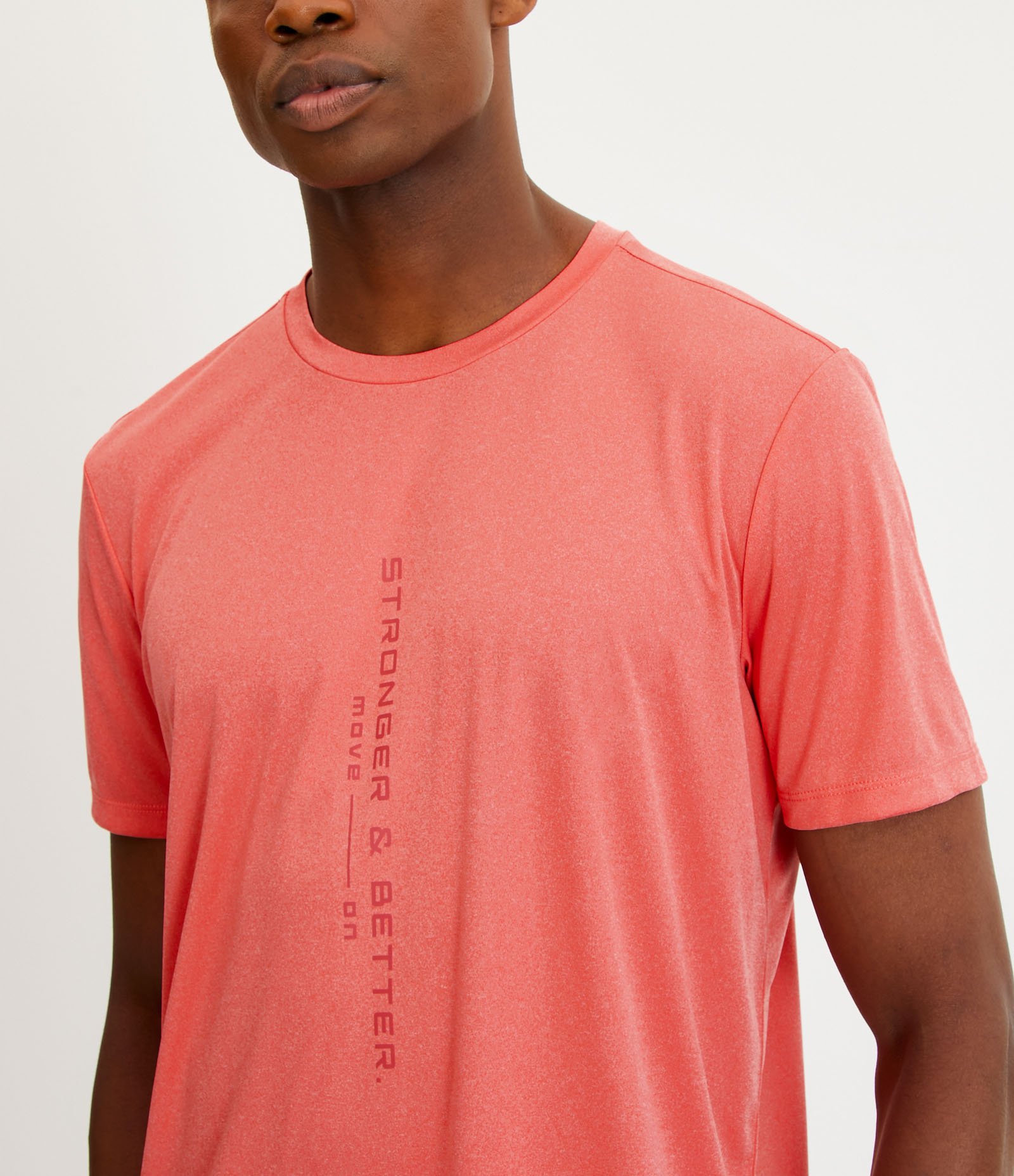 Camiseta Esportiva Tecnologia Dry com Lettering Refletivo Stronger & Better Vermelho 4