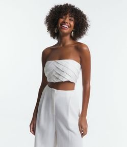 Blusa Cropped em Linho Tomara que Caia com Dobras Sobrepostas