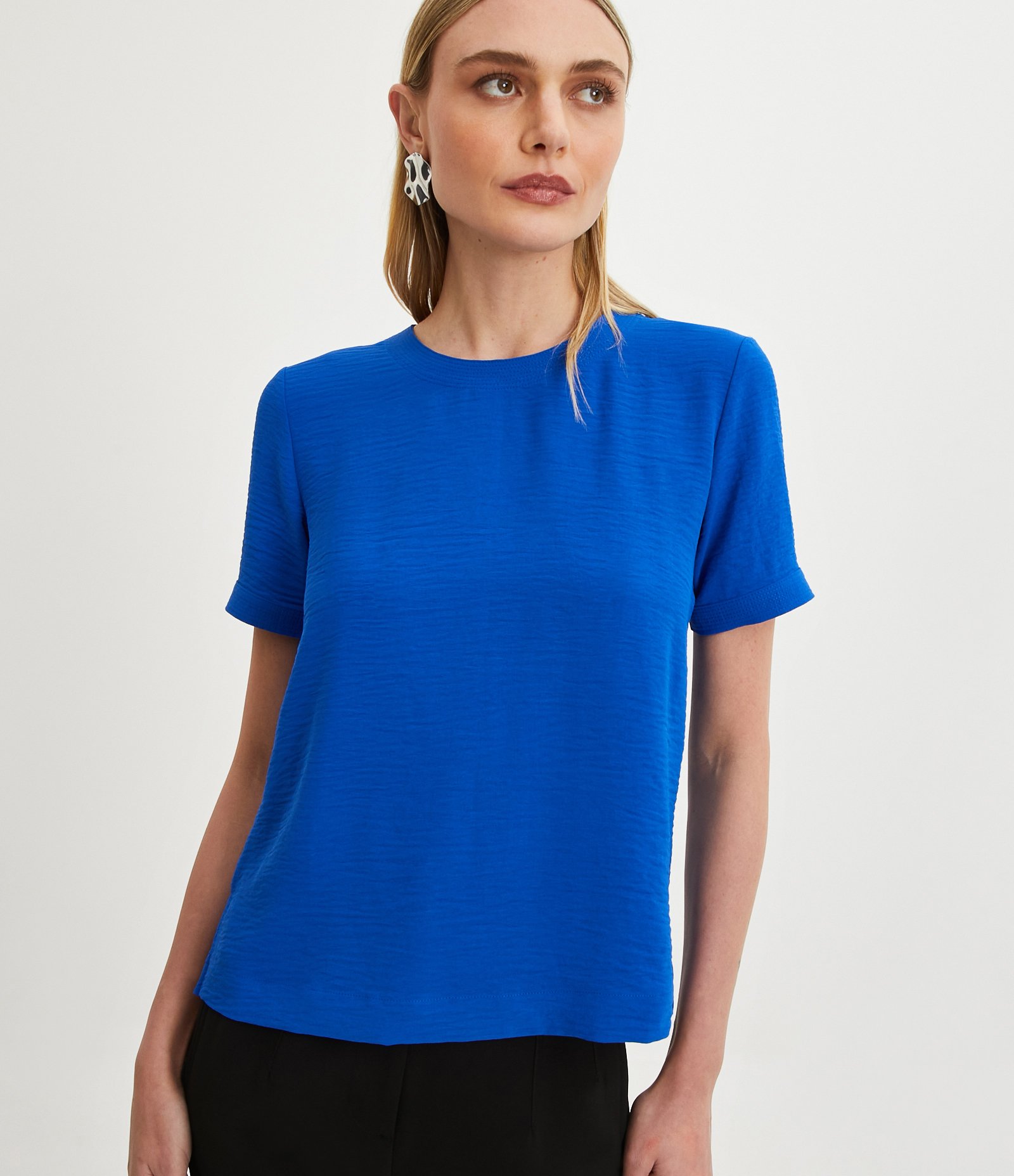 Blusa com Abertura nas Costas e Detalhes Pespontados Azul 1