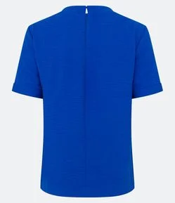 Blusa com Abertura nas Costas e Detalhes Pespontados