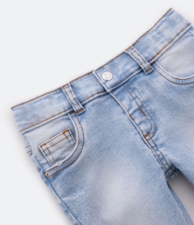 Calça Jogger Infantil em Jeans com Bolsos - Tam 1 a 5 Anos Azul Claro 4