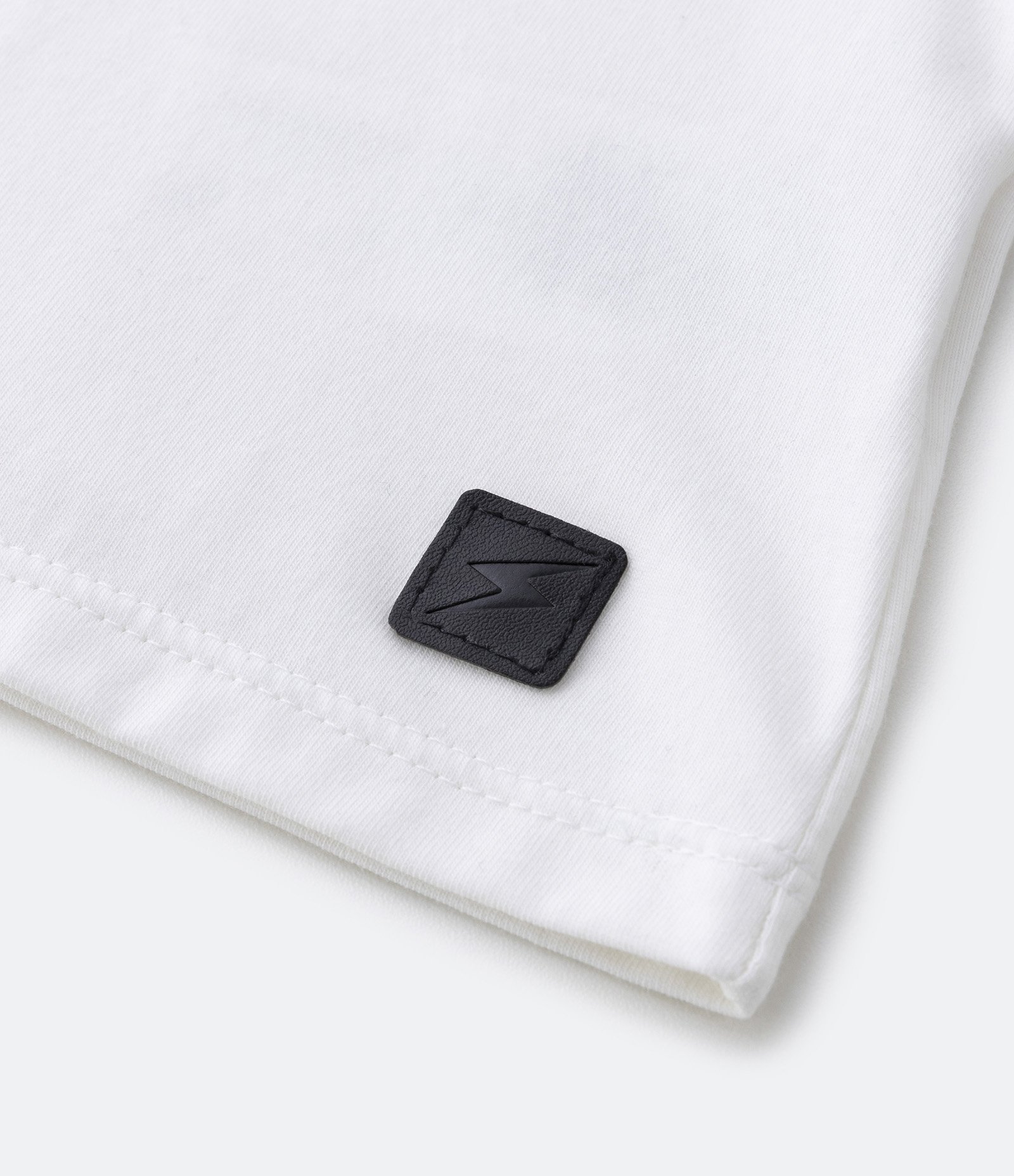 Blusa Cropped Infantil em Ribana com Estampa University e Mangas Raglan - Tam 5 a 14 anos Off White 3