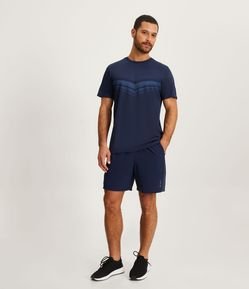 Bermuda Esportiva com Cós Elástico e Recorte Lateral