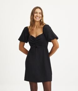 Vestido Curto em Linho com Mangas Bufantes e Franzido no Busto