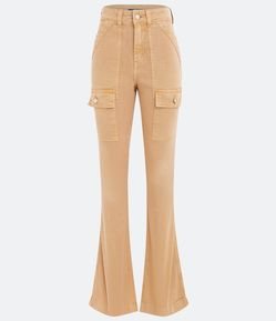 Calça Boca de Sino em Sarja com Bolsos Cargo Frontais