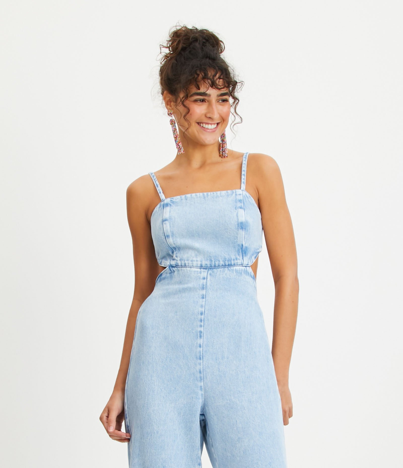 Macacão Longo em Jeans com Recorte e Amarração 3