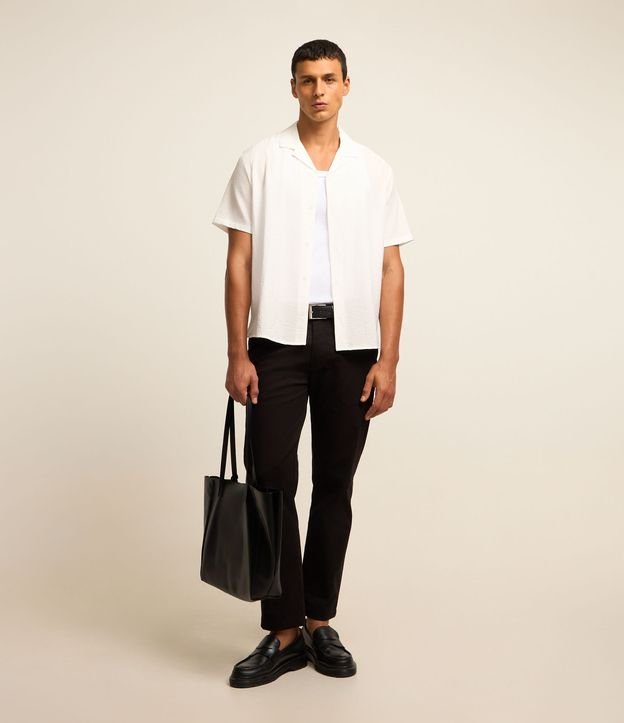 Camisa Slim em Viscose com Textura Diferenciada e Gola Colarinho