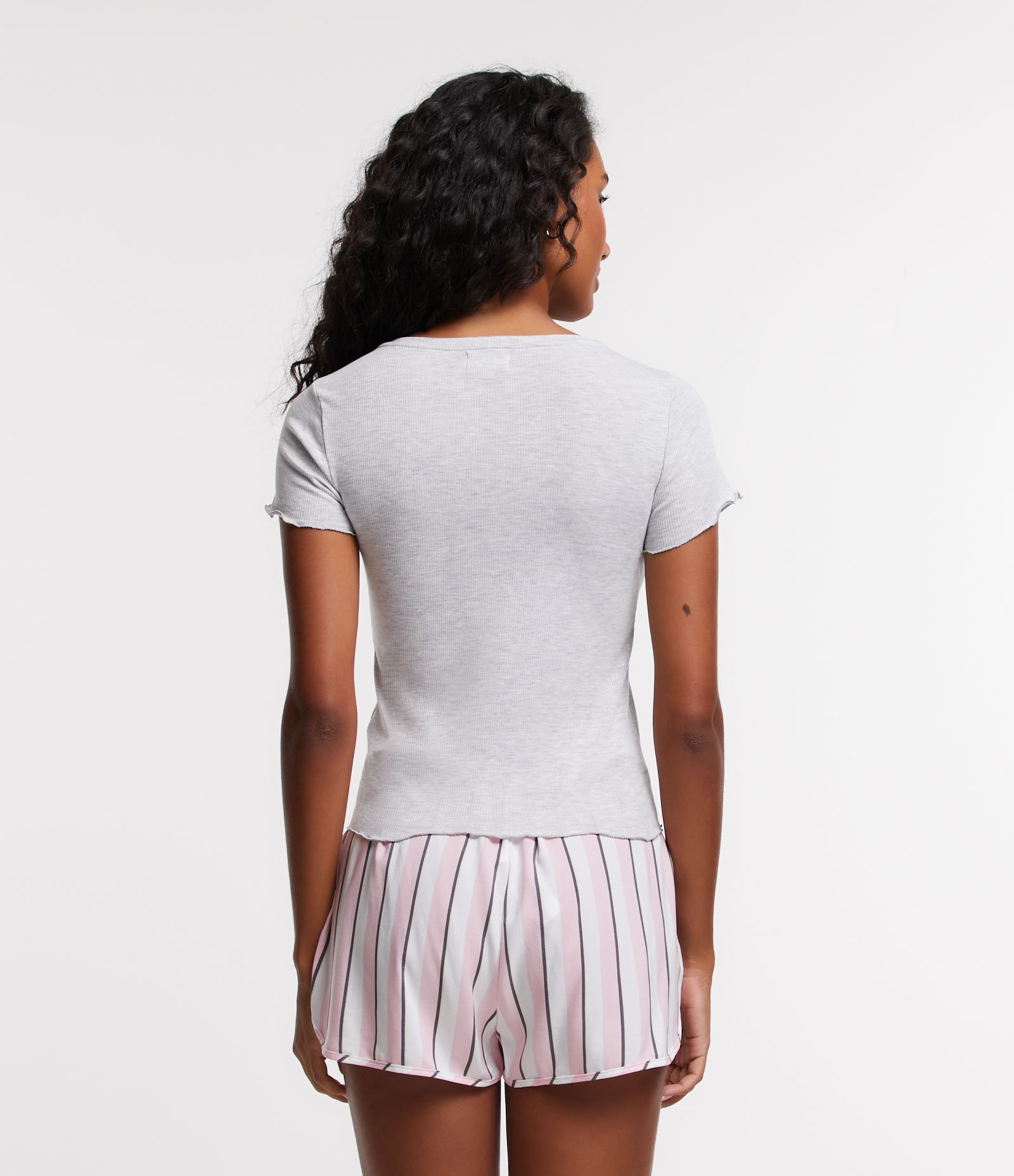 Blusa de Pijama em Ribana com Babado na Manga Cinza Claro 2