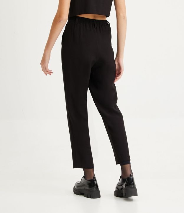 Pantalón Zanahoria Sastrería en Viscosa con Fruncido Negro 3