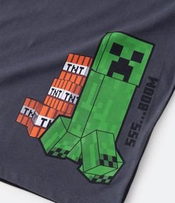Camiseta Infantil com Recorte Bloco de Cor e Estampa Minecraft - Tam 5 a 14 Anos