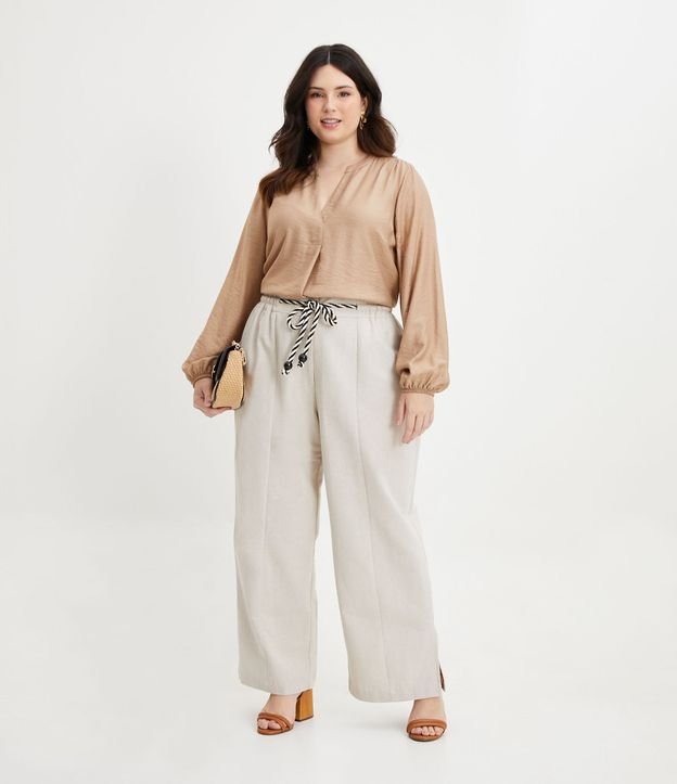 Blusa Amplia en Viscosa con Escote V Curve & Plus Size Beige 2
