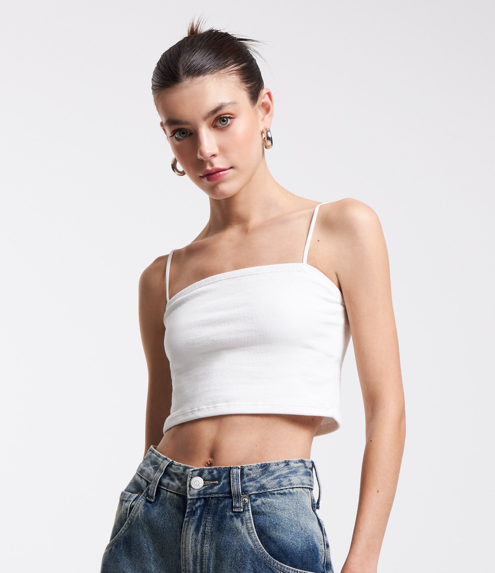Blusa Cropped de Alça em Ribana Texturizada Branco 1