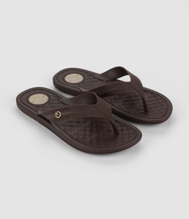 Chinelo de Tiras em Pvc com Sola Texturizada Cartago Arizona