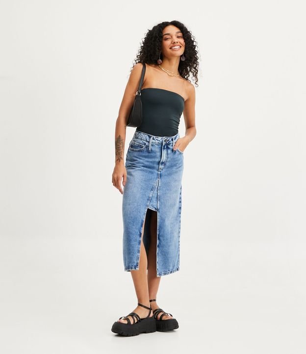 Saia Midi Jeans com Bolsos e Fenda Frontal Azul 1