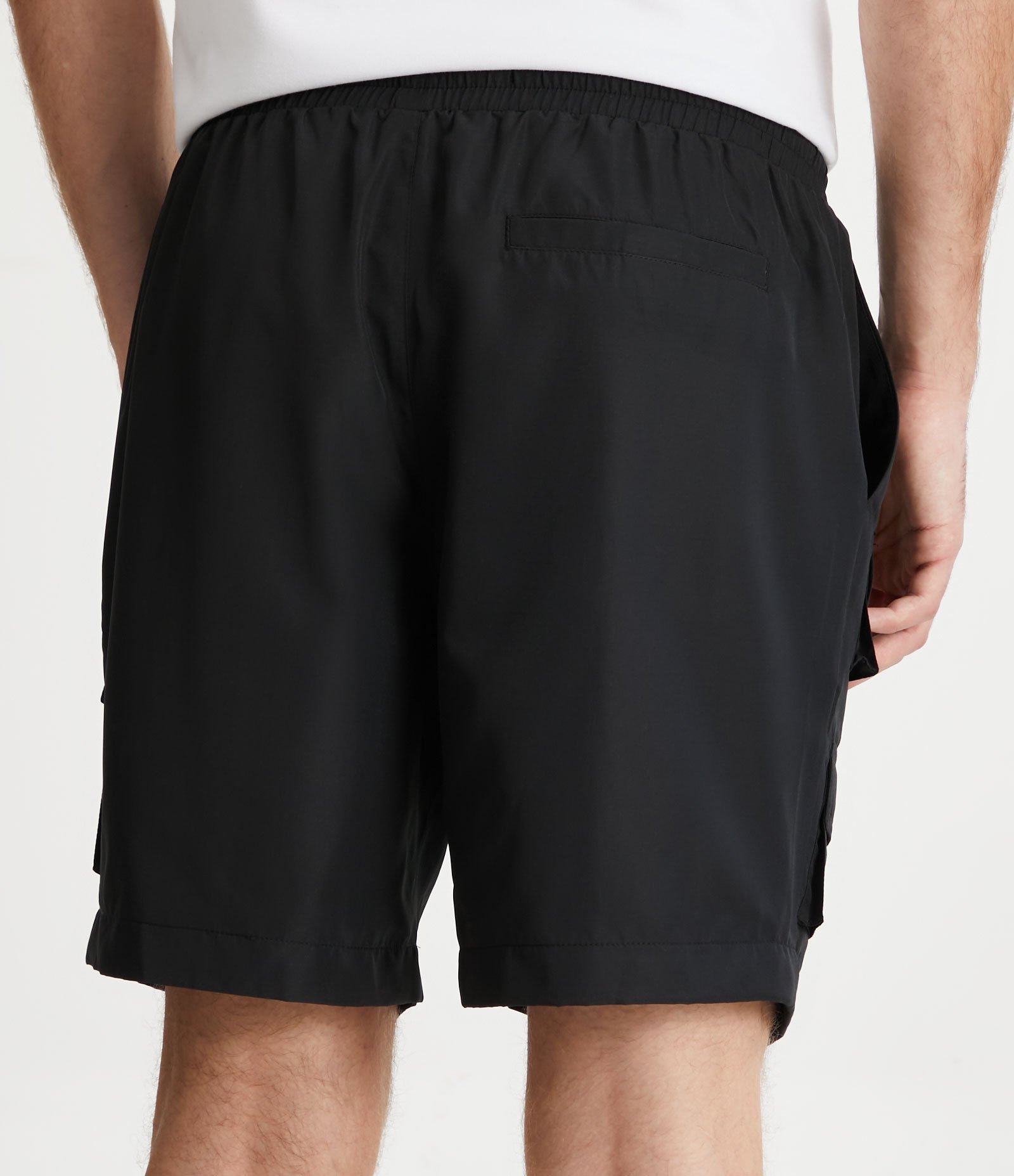 Bermuda Cargo em Rip Stop com Bolsos Táticos 2