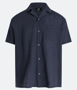 Camisa Relaxed em Tricoline com Textura e Bolso Frontal