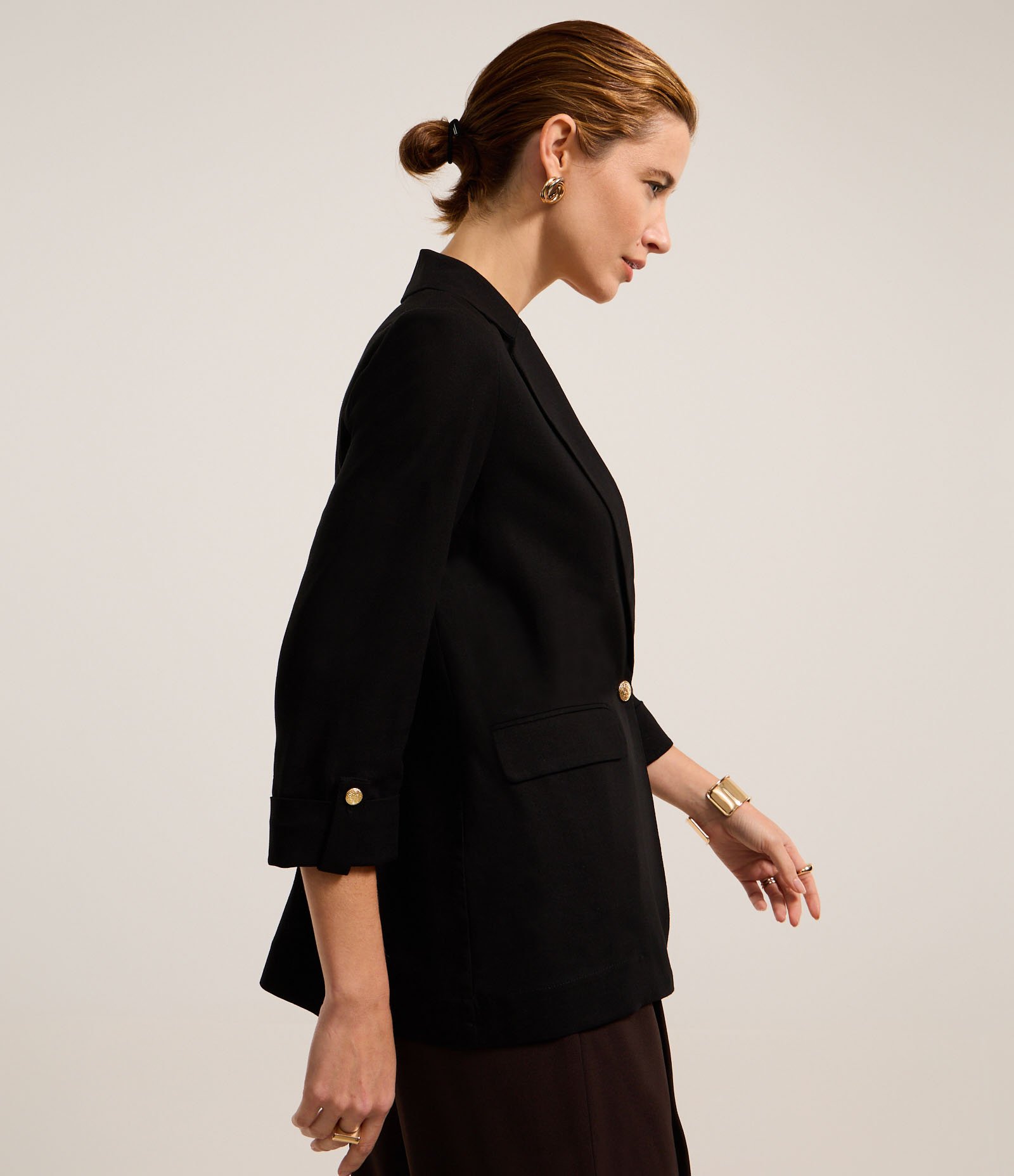 Blazer Alongado em Linho com Mangas Dobradinhas Preto 6