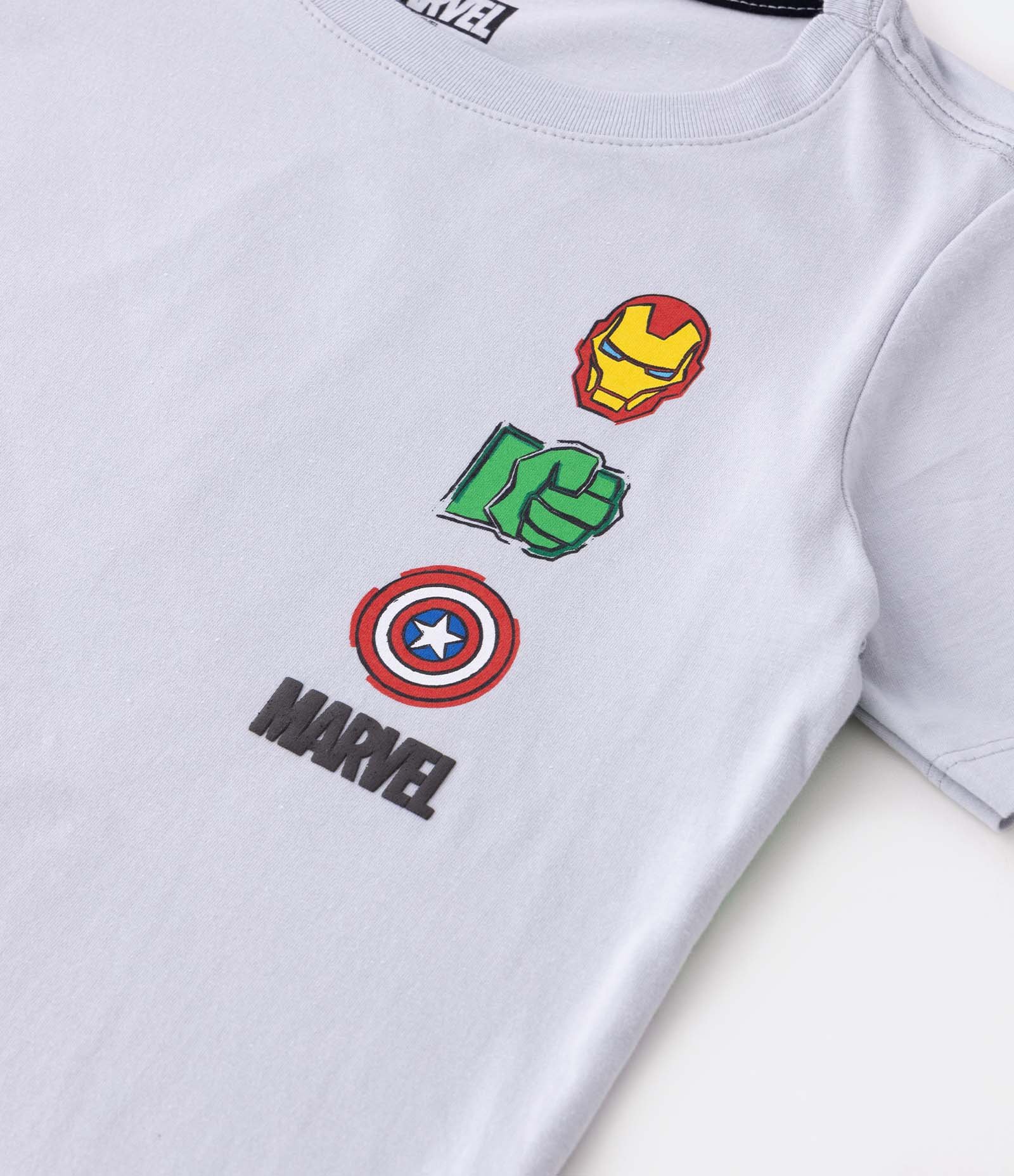 Camiseta Infantil com Estampa Heróis da Marvel - Tam 2 a 8 Anos Cinza 3