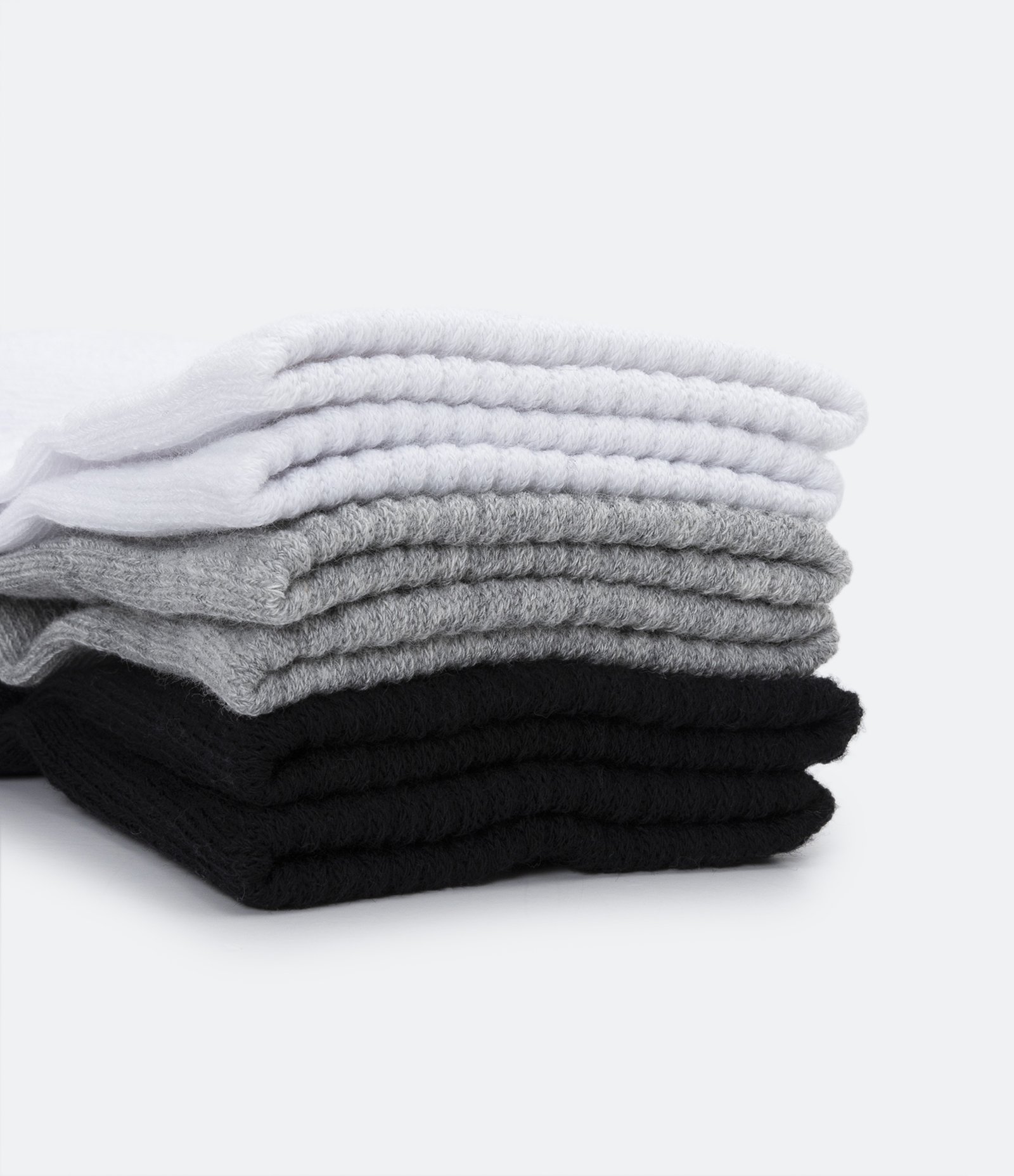 Kit 03 Meias Cano Baixo Esportivas com Sola Atoalhada Cinza/ Branco/ Preto 4