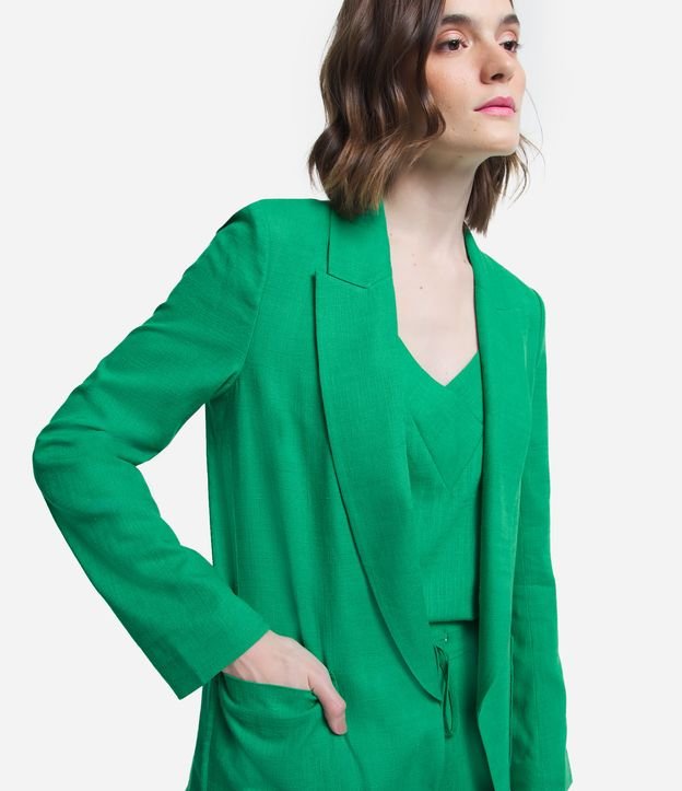 Blazer em Viscose com Forro Listrado Verde Bandeira 5