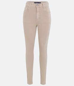 Calça Skinny em Sarja com Bolsos