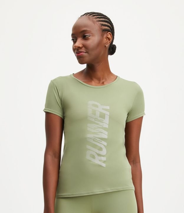Camiseta Esportiva em Poliamida com Estampa Runner Verde 2