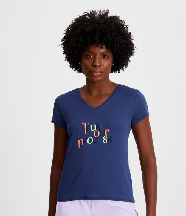 Camiseta Esportiva em Microfibra com Estampa Lettering Trust Your Process - Cor: Azul - Tamanho: G