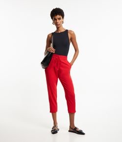 Calça Fluida em Crepe com Cós Elástico e Amarração