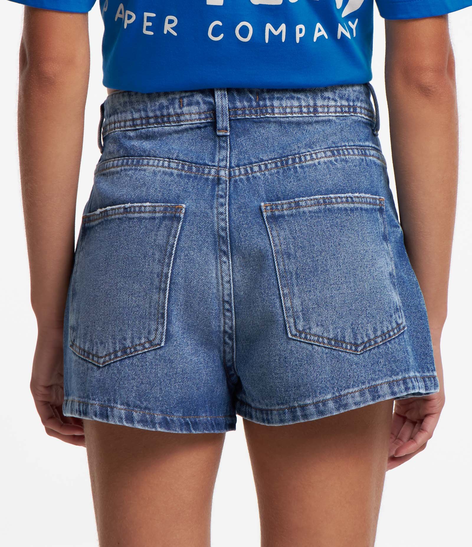 Short Saia em Jeans com Bolsos com Puídos Azul 3