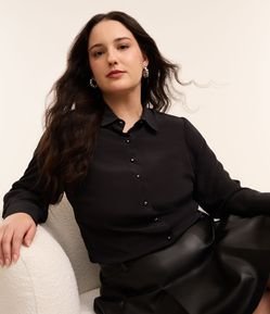 Camisa Básica em Crepe com Botões Curve & Plus Size