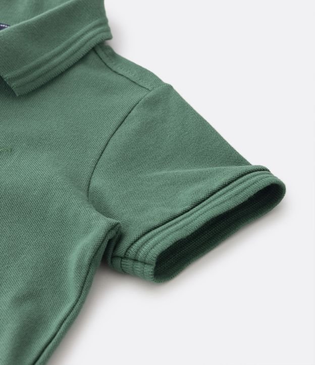 Camiseta Polo Infantil com Bordado e Fenda Lateral- Tam 1 a 5 Anos Verde Bandeira 4