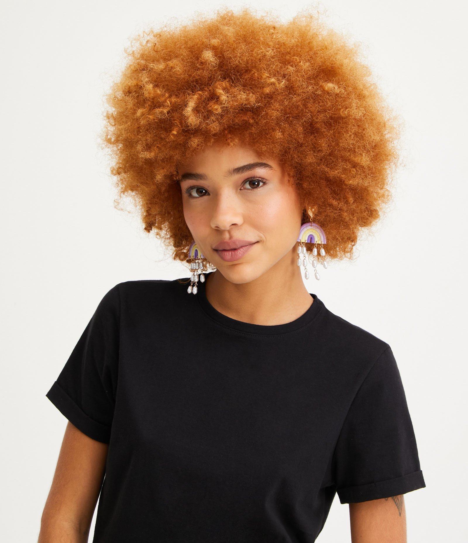 Camiseta Regular em Algodão com Manga Dobrada Preto 4