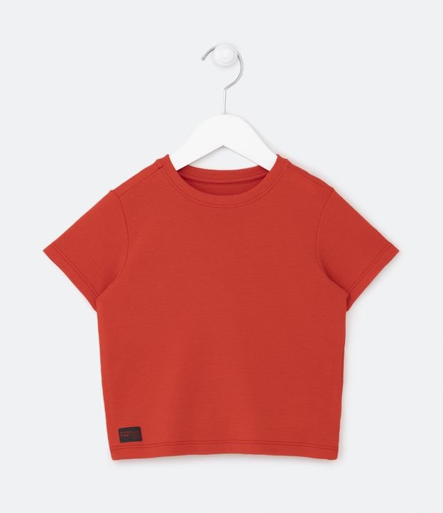 Camiseta Infantil com Textura e Etiqueta Aplicada na Barra - Tam 1 a 5 Anos - Cor: Vermelho - Tamanho: 01