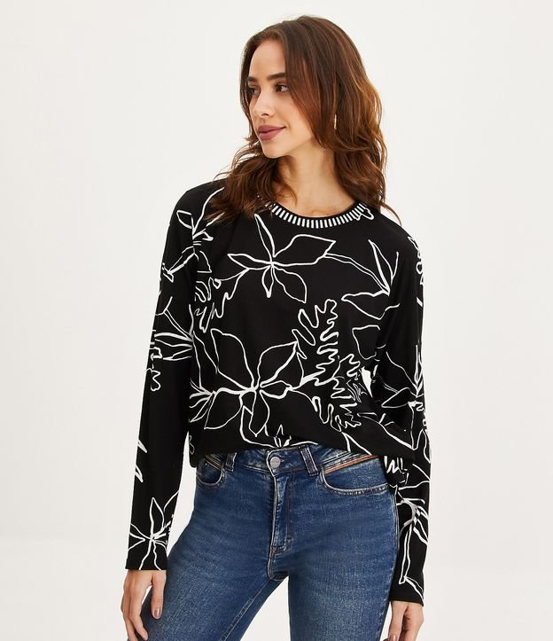 Blusa em Viscose com Estampa de Folhagens e Gola Listrada em Tricô