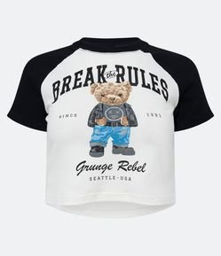 Blusa Cropped Manga Curta em Meia Malha com Ursinho Estampado