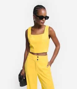 Blusa Cropped Sem Manga em Crepe com Coração no Puxador do Zíper