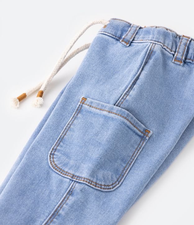 Jean con bolsillos online laterales