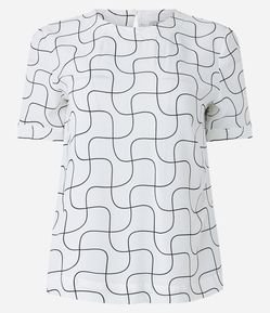 Blusa Manga Curta com Textura Airflow e Estampa Geométrica