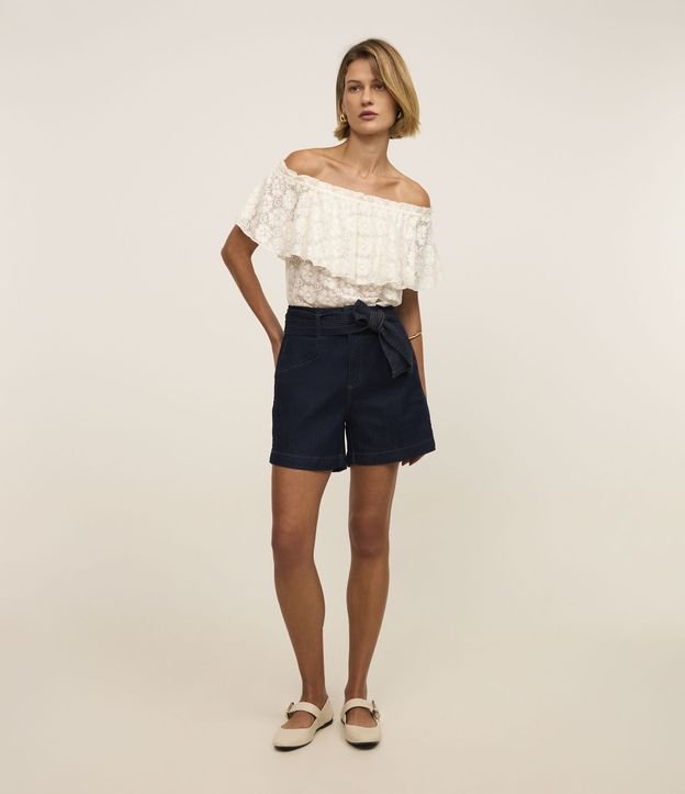 Short Mom em Jeans com Elastano e Cinto Faixa