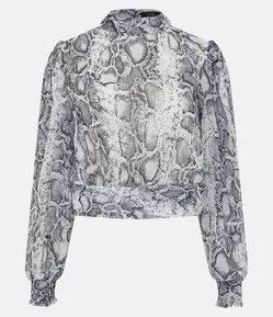 Blusa Curta em Chiffon com Estampa Animal Print Cobra