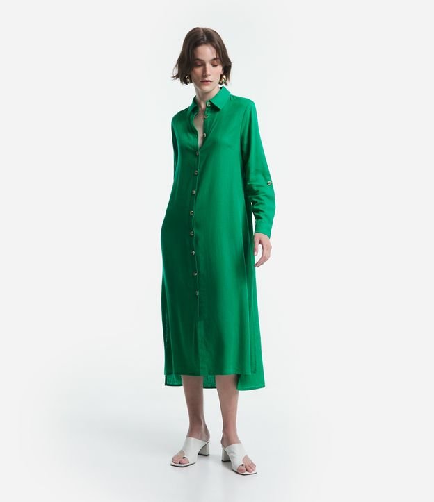 Vestido Chemise Alongado em Viscolinho com Botões Contrastantes Verde 1