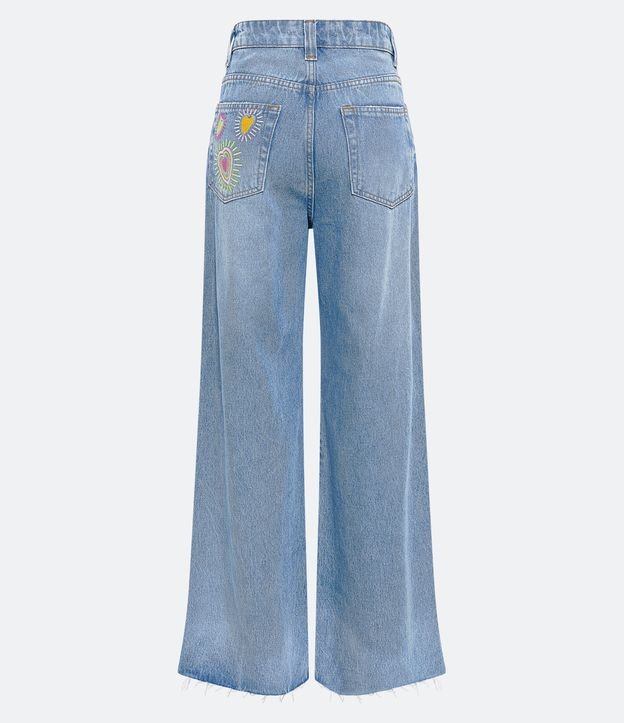 Calça Anos 90 Jeans com Bordado de Coração e Barra a Fio Azul 7