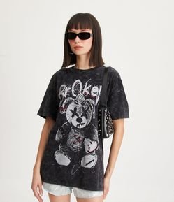 Camiseta Alongada em Algodão com Estampa Localizada Broken Bear