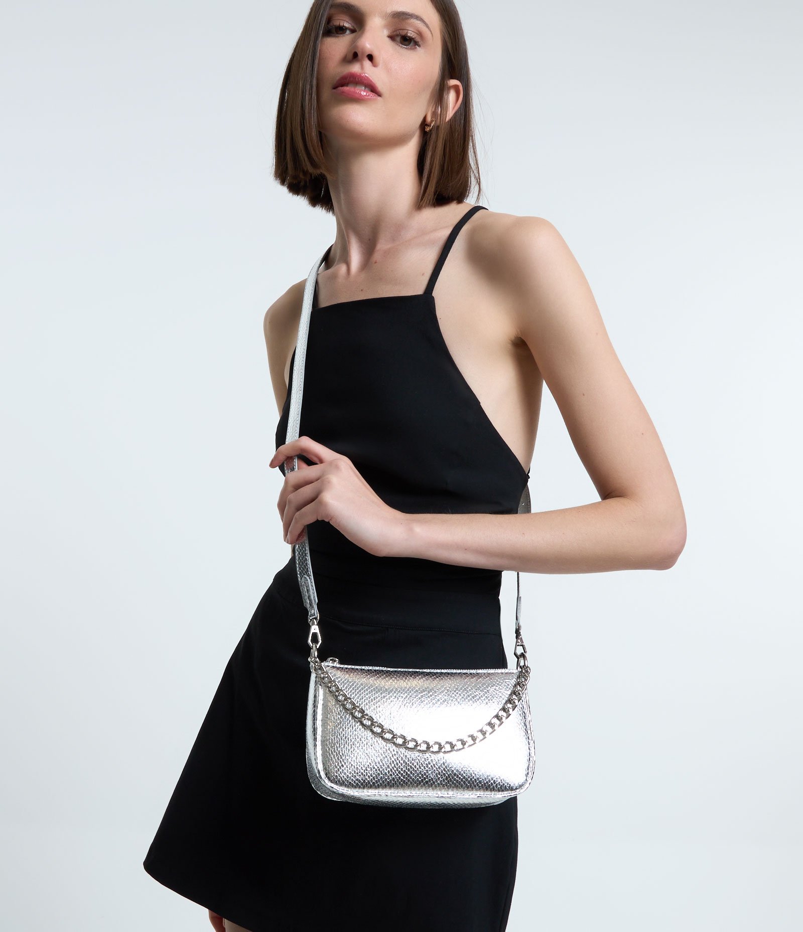 Bolsa Shoulder Baguete com Corrente Prata 8