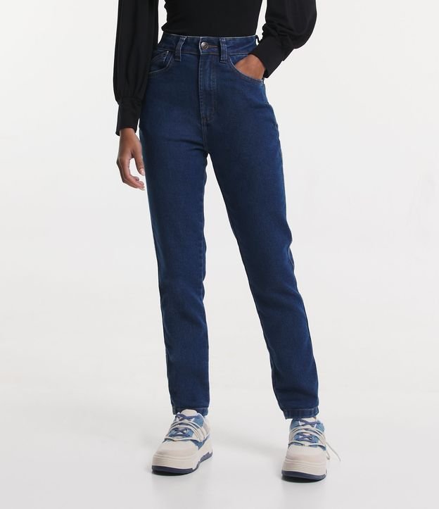 Calça Mom Jeans com Bolsos e Barra Dobrada Azul 2