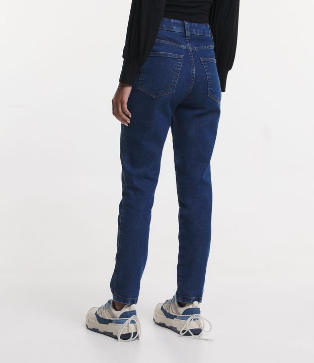 Calça Mom Jeans com Bolsos e Barra Dobrada Azul 3