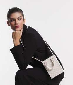 Bolsa Porta Celular com Textura em Relevo