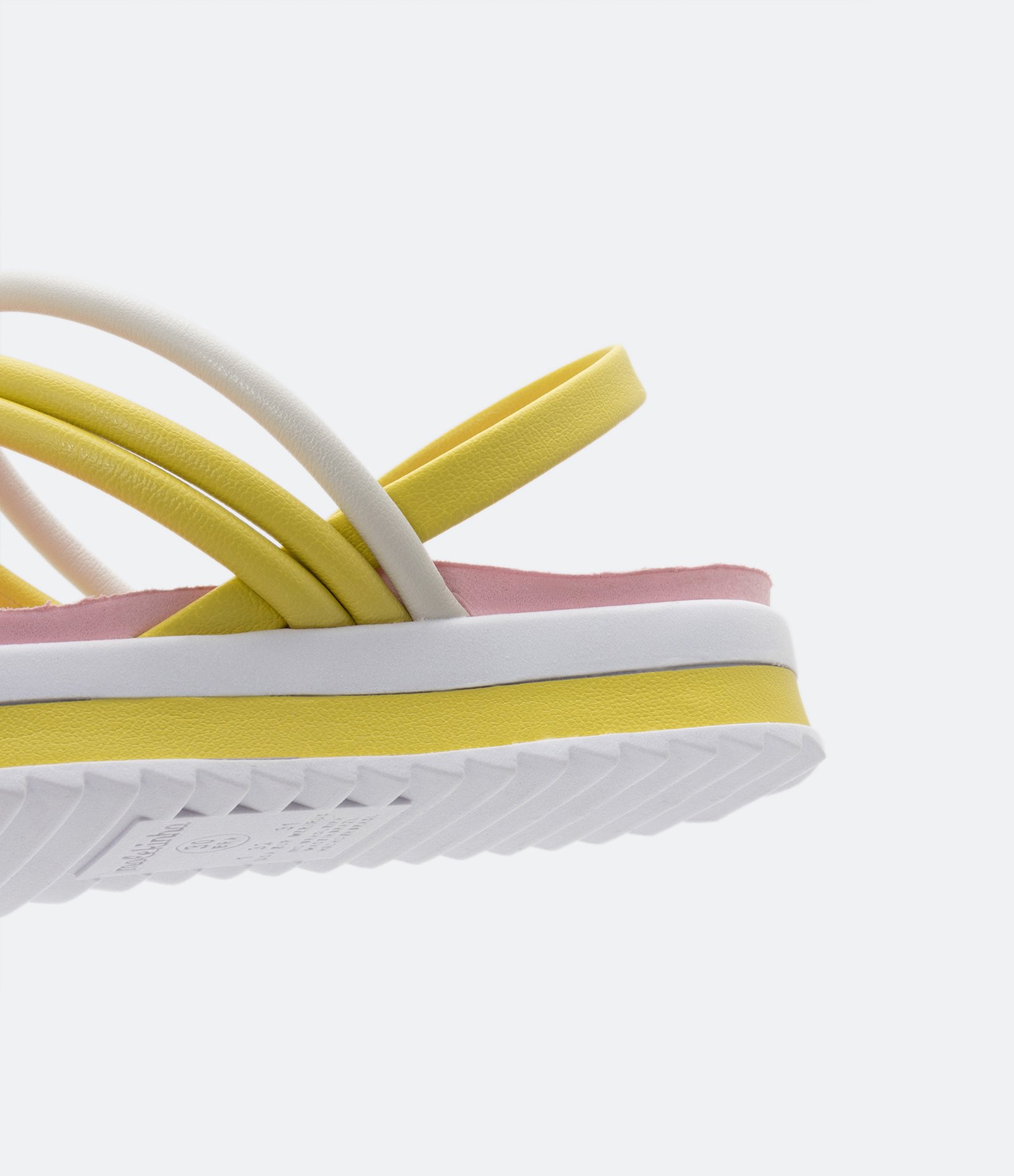 Sandália Flatform Infantil com Multitiras - Tam 26 ao 36 Amarelo 4