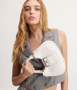 Bolsa Transversal com Fechamento por Tira